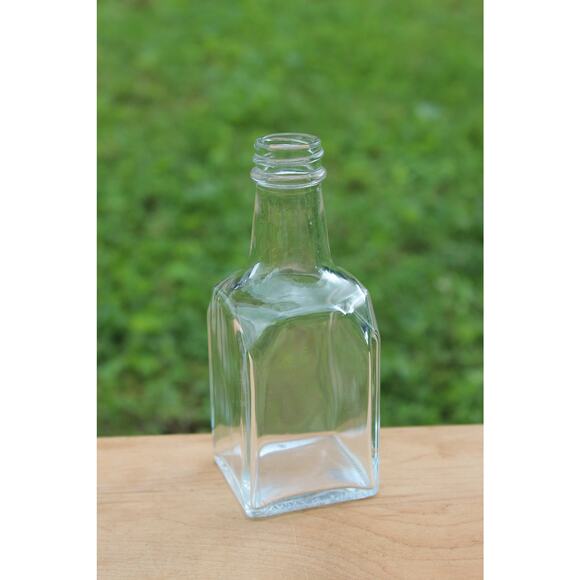 Simple Vintage Clear Glass Bottle / Flower Vase - Picture 3 of 7